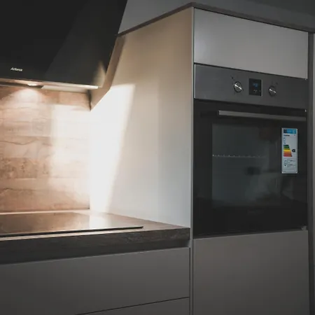 K&t Estate & - Flughafennahe Gaestesuite * הופהיים אם טאונוס