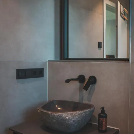 Appartement K&t Estate & - Flughafennahe Gaestesuite