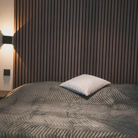 K&t Estate & - Flughafennahe Gaestesuite הופהיים אם טאונוס