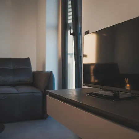 Apartment K&t Estate & - Flughafennahe Gaestesuite