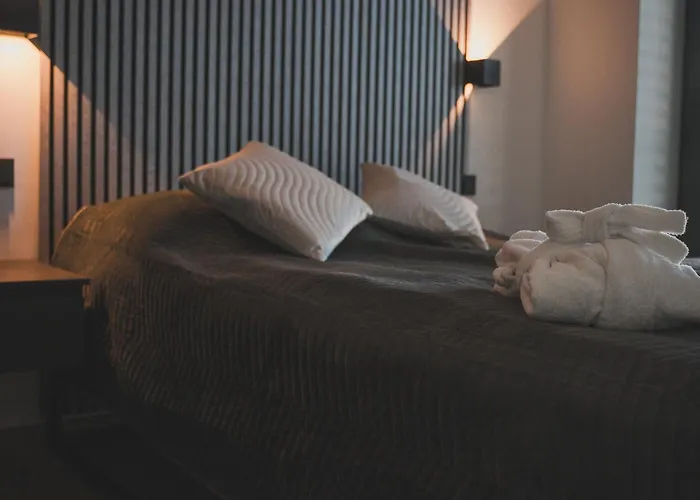 K&t Estate & - Flughafennahe Gaestesuite Daire *