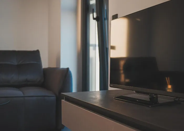 Daire K&t Estate & - Flughafennahe Gaestesuite