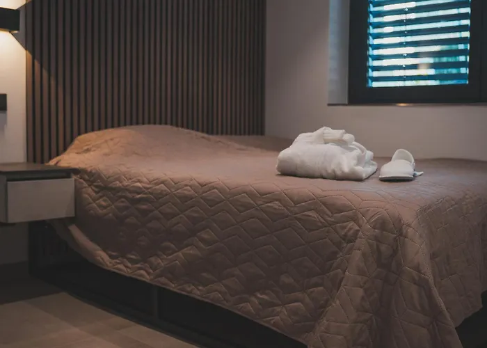 K&t Estate & - Flughafennahe Gaestesuite *