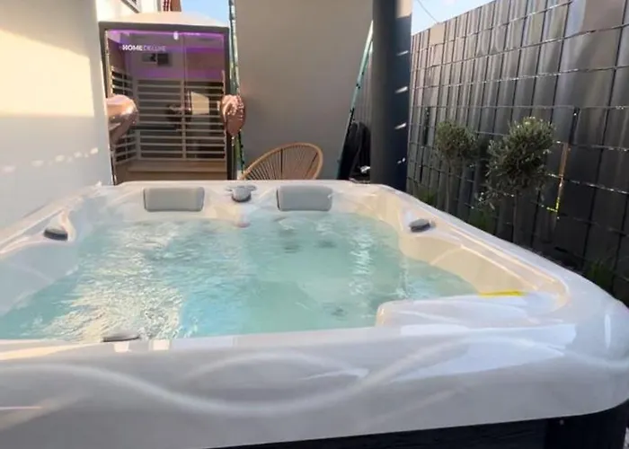 K&t Estate & - Flughafennahe Gaestesuite Daire *