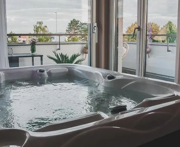 K&t Estate & - Flughafennahe Gaestesuite Daire